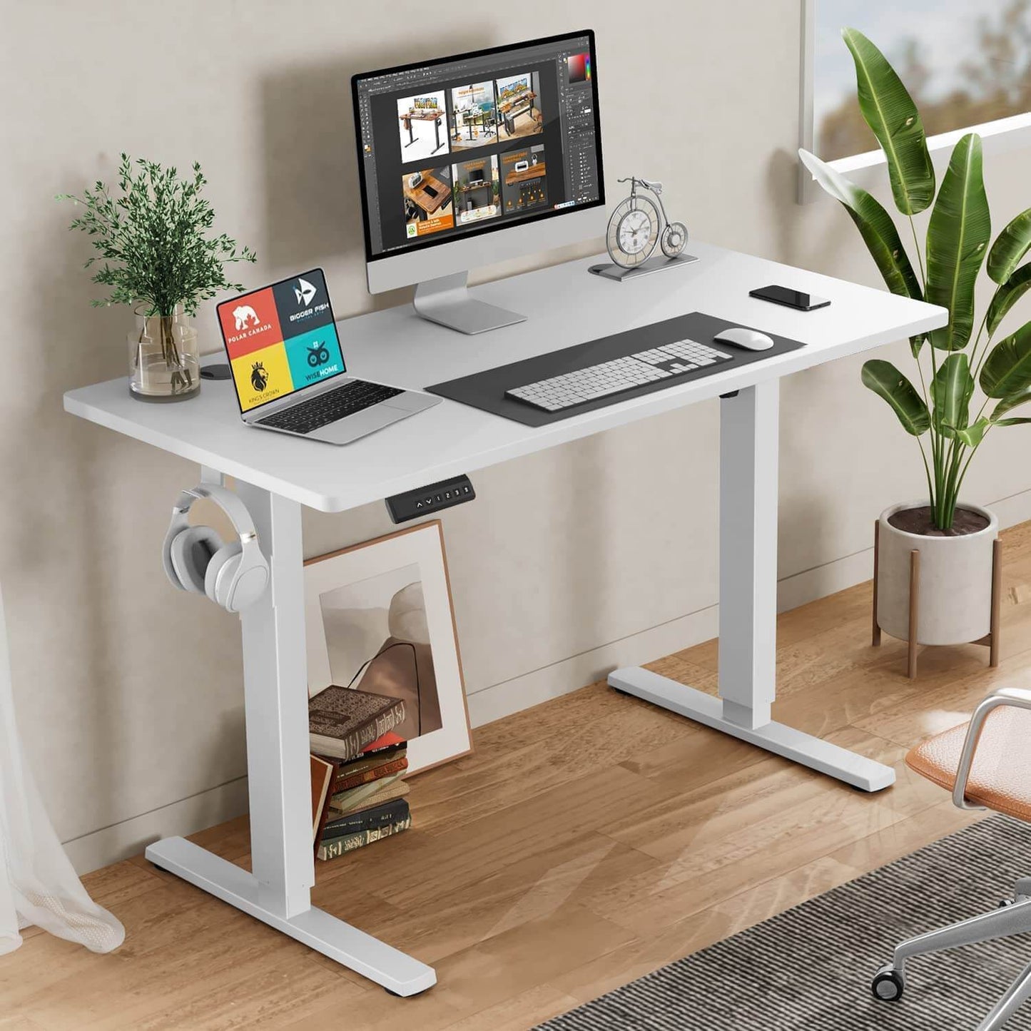 Electric Height Adjustable Standing Desk by Blak Hom